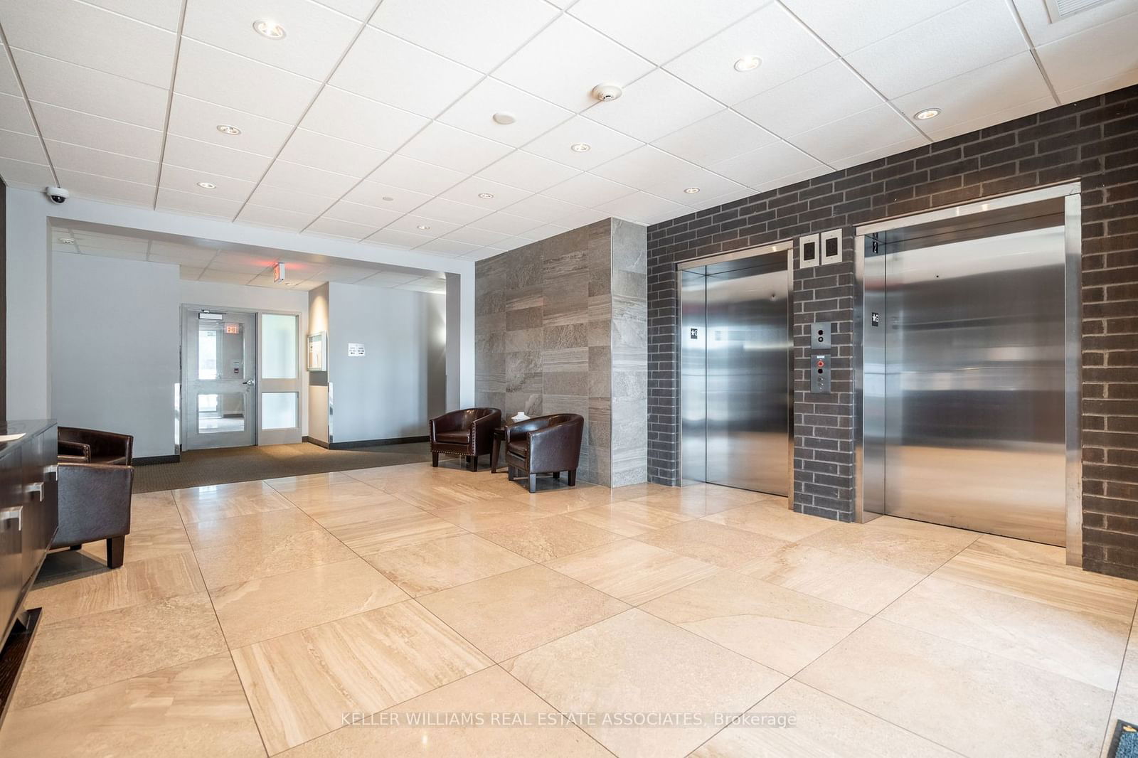 33 Whitmer St, unit 208 for sale - image #30