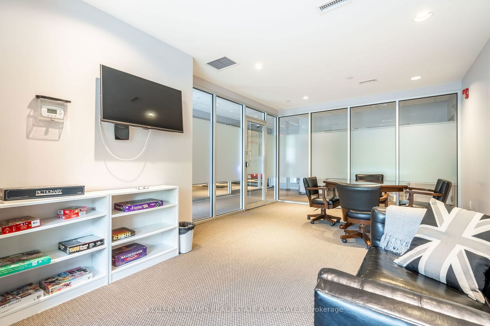 33 Whitmer St, unit 208 for sale - image #34