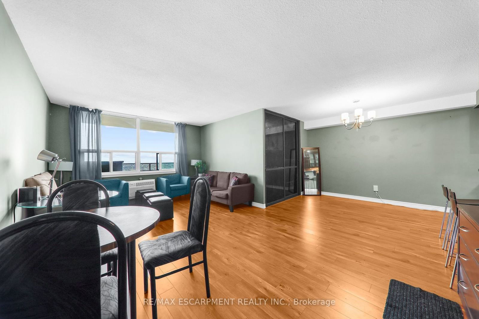 511 THE WEST MALL Rd, unit 1908 for sale - image #4