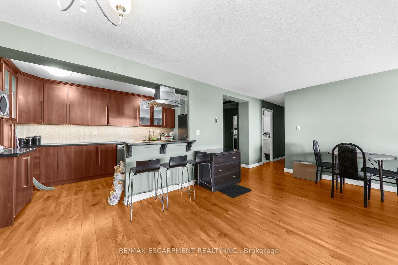 511 THE WEST MALL Rd, unit 1908 for sale - image #7