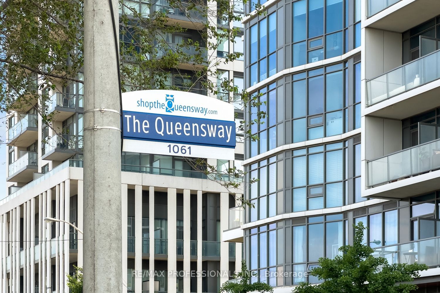 1185 The Queensway, unit 114 for sale - image #3