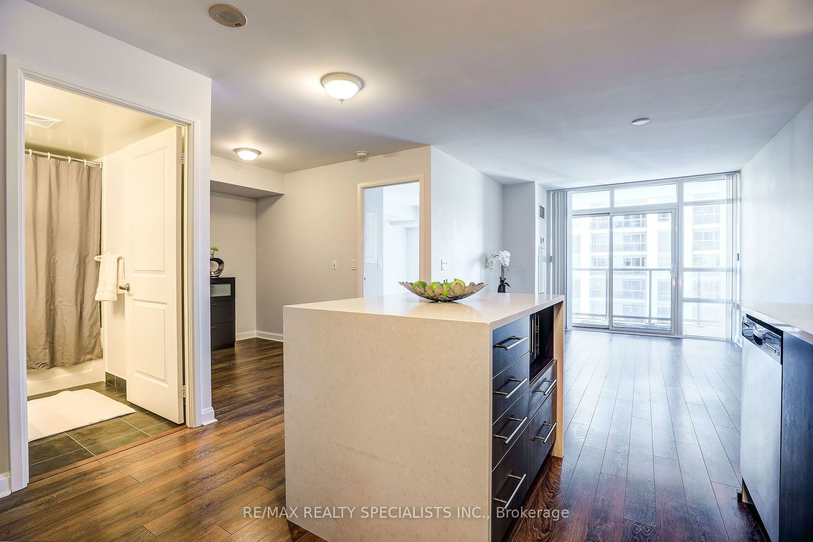 1 Michael Power Pl, unit 1512 for rent - image #7