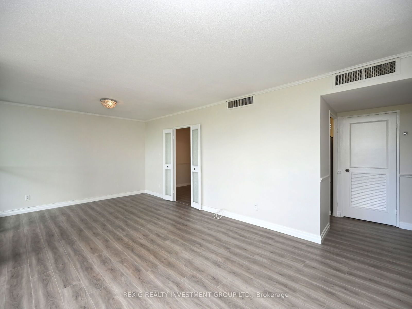 1333 Bloor St, unit 419 for rent - image #9