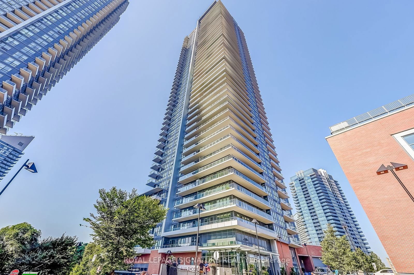 10 Park Lawn Rd, unit 2603 for sale - image #1