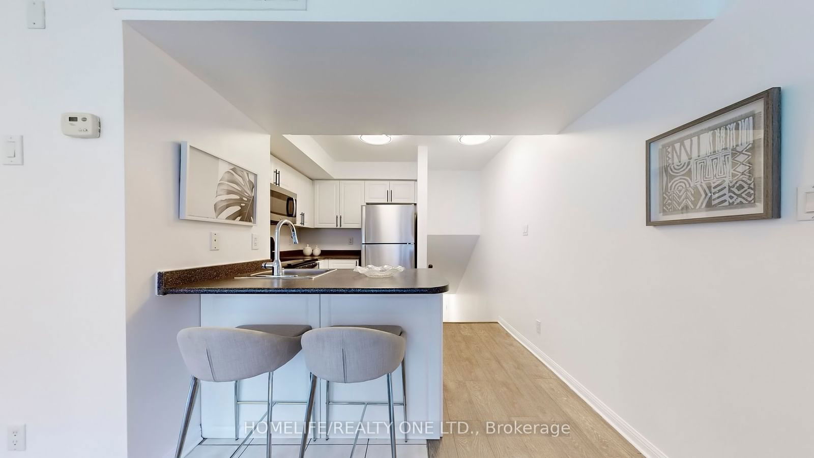 16 Laidlaw St, unit TH#914 for sale - image #9