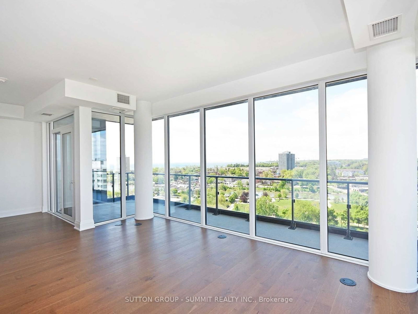 21 PARK St E, unit 1606 for rent