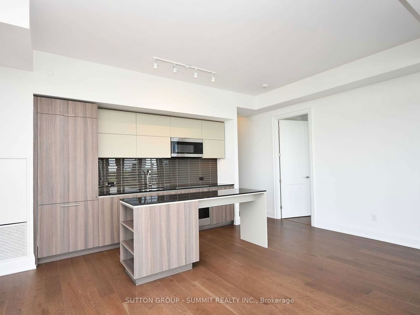 21 PARK St E, unit 1606 for rent