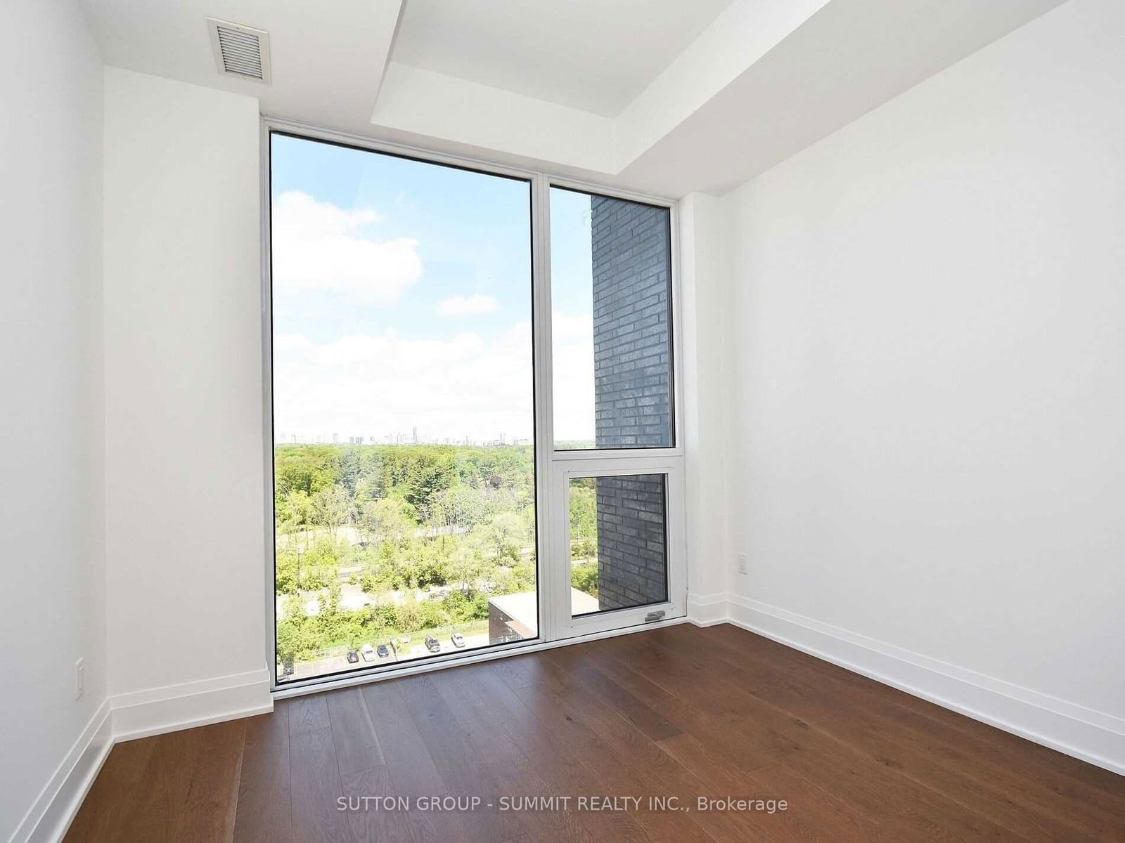 21 PARK St E, unit 1606 for rent