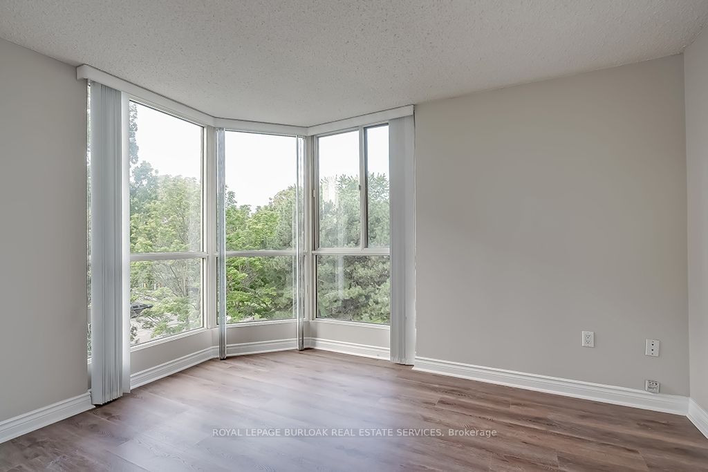 1237 North Shore Blvd E, unit 407 for sale - image #23