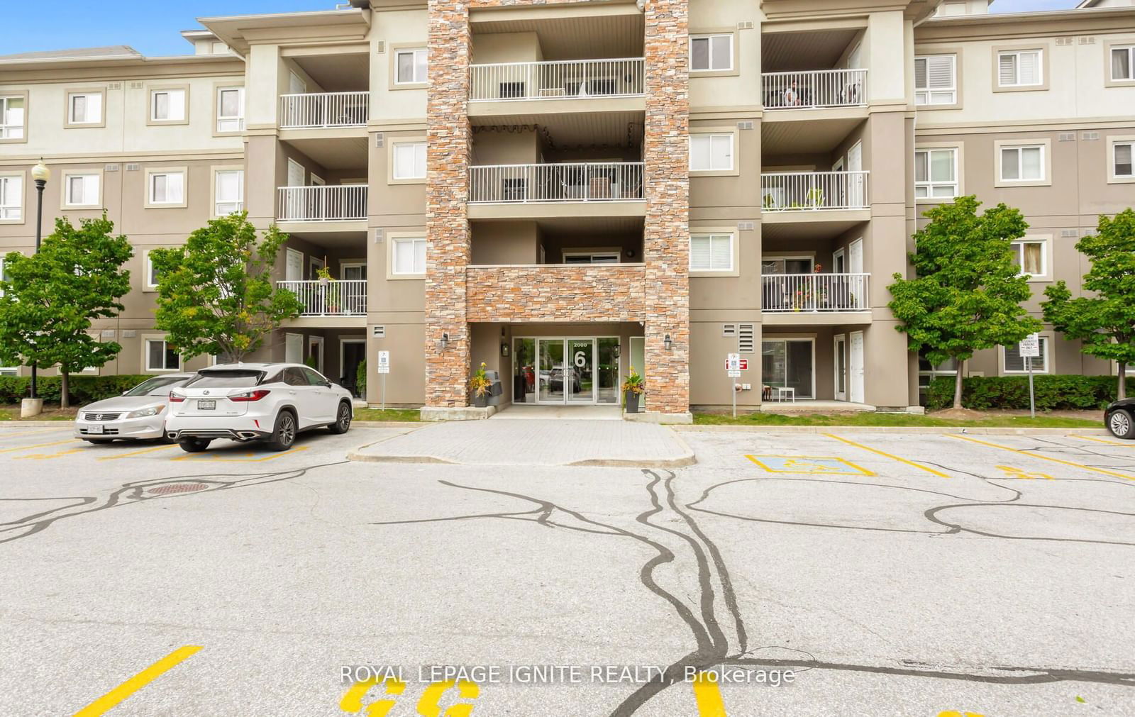 6 Dayspring Circ, unit 2101 for sale - image #3