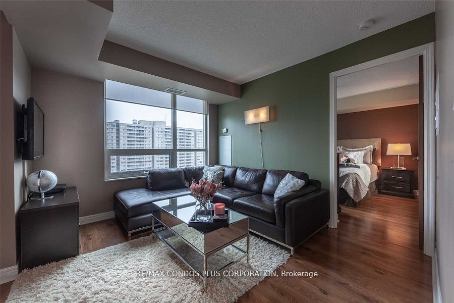 208 Enfield Pl, unit 1702 for sale - image #10