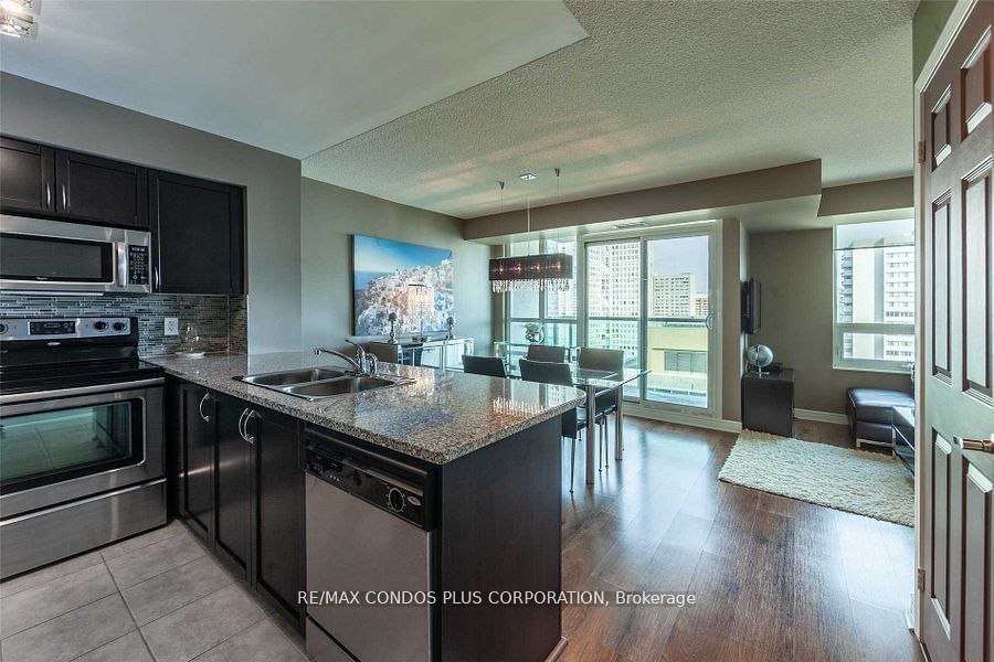 208 Enfield Pl, unit 1702 for sale - image #4