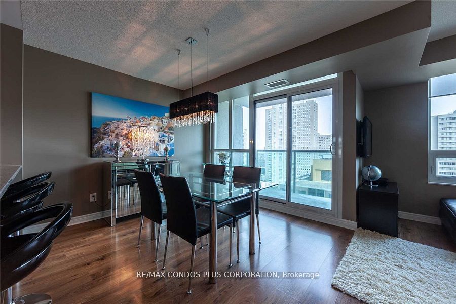 208 Enfield Pl, unit 1702 for sale