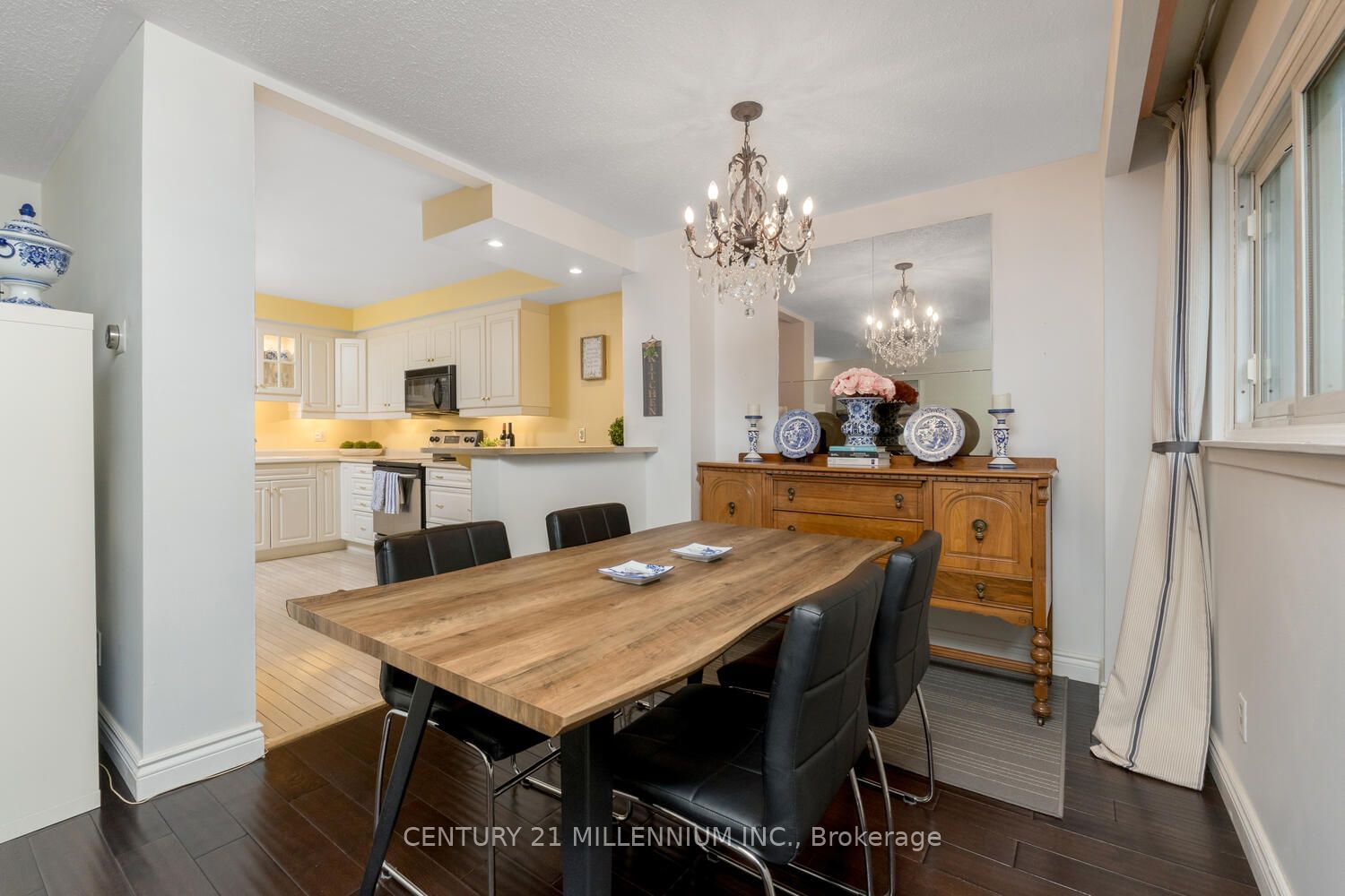 638 Forestwood Cres, unit 27 for sale - image #8