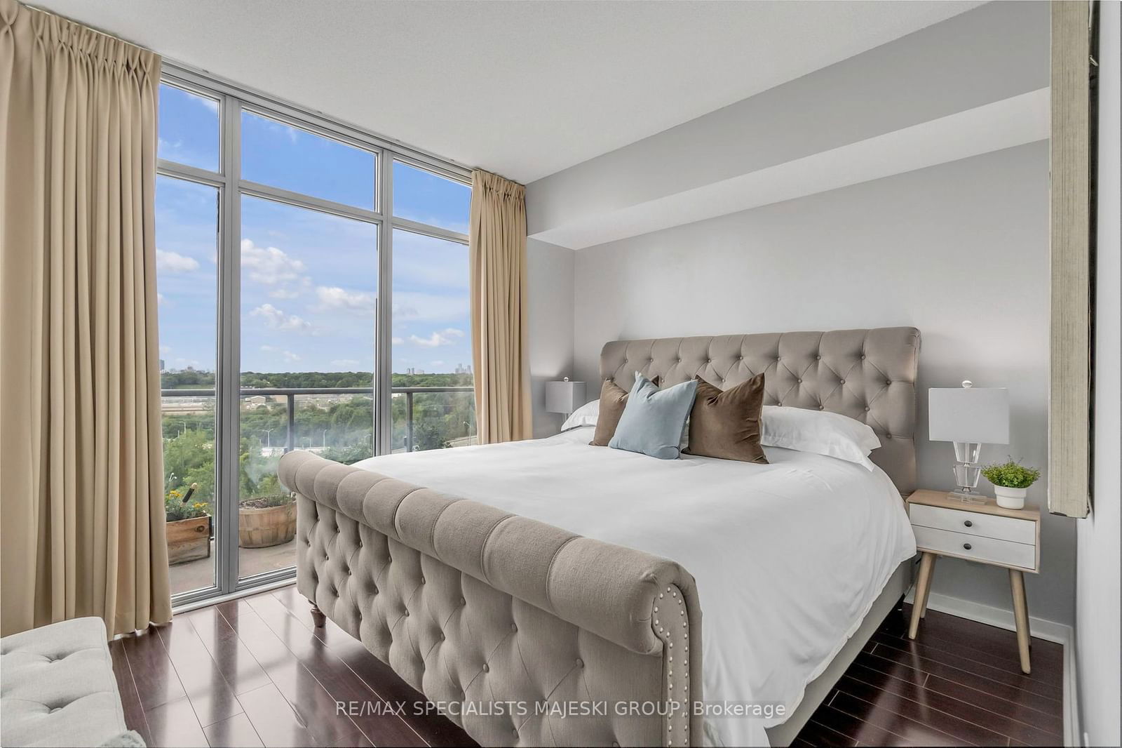 105 The Queensway, unit 1103 for sale - image #20