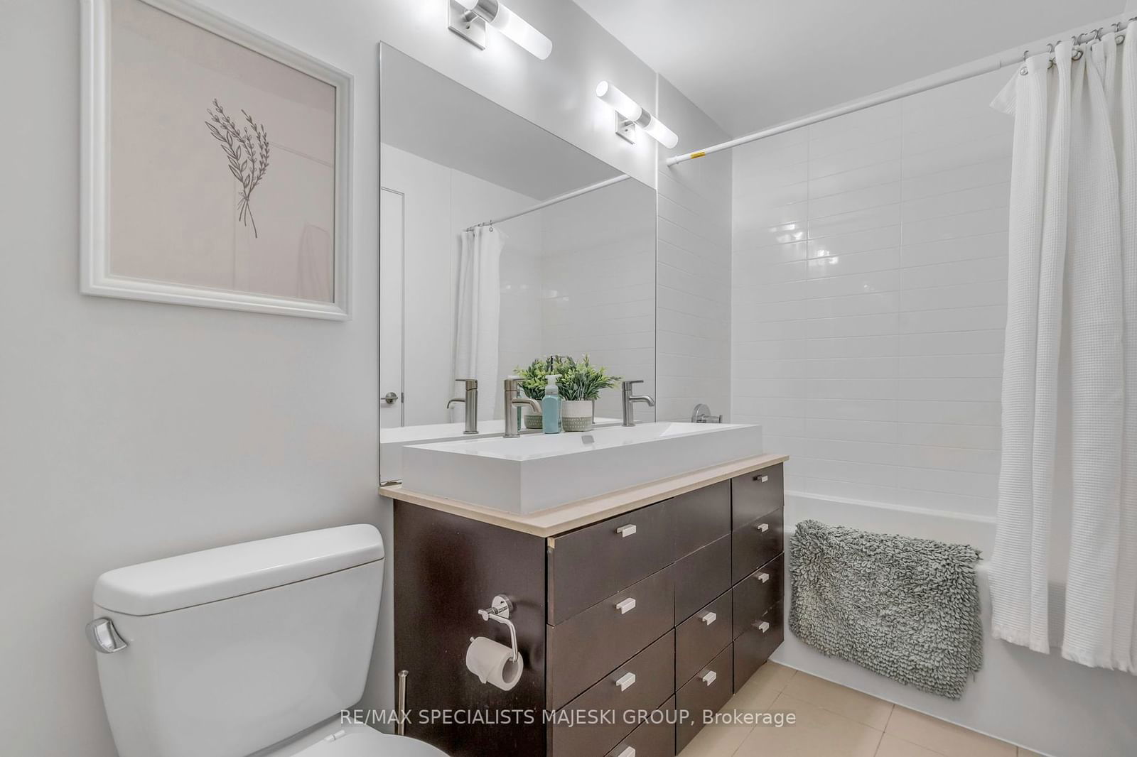 105 The Queensway, unit 1103 for sale - image #23