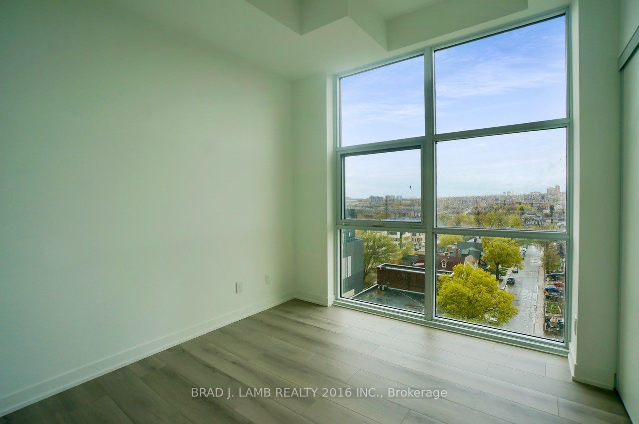 1787 St. Clair Ave W, unit 917 for rent