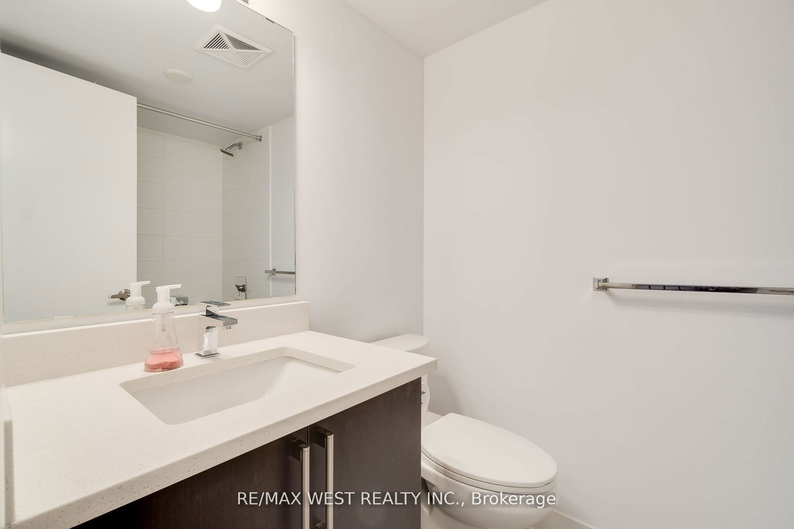 26 Ernest Ave, unit TH5 for rent - image #19