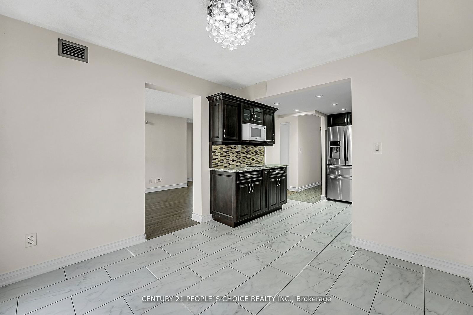 145 Hillcrest Ave, unit 1012 for sale