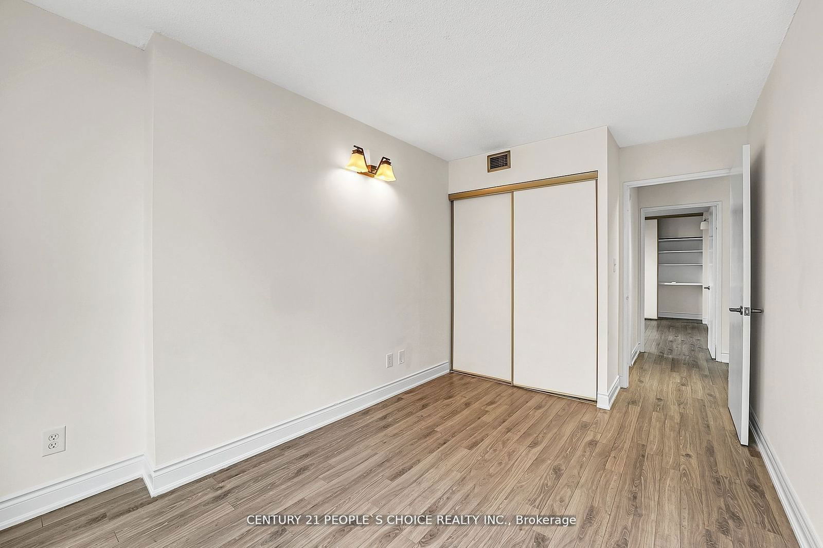 145 Hillcrest Ave, unit 1012 for sale - image #21