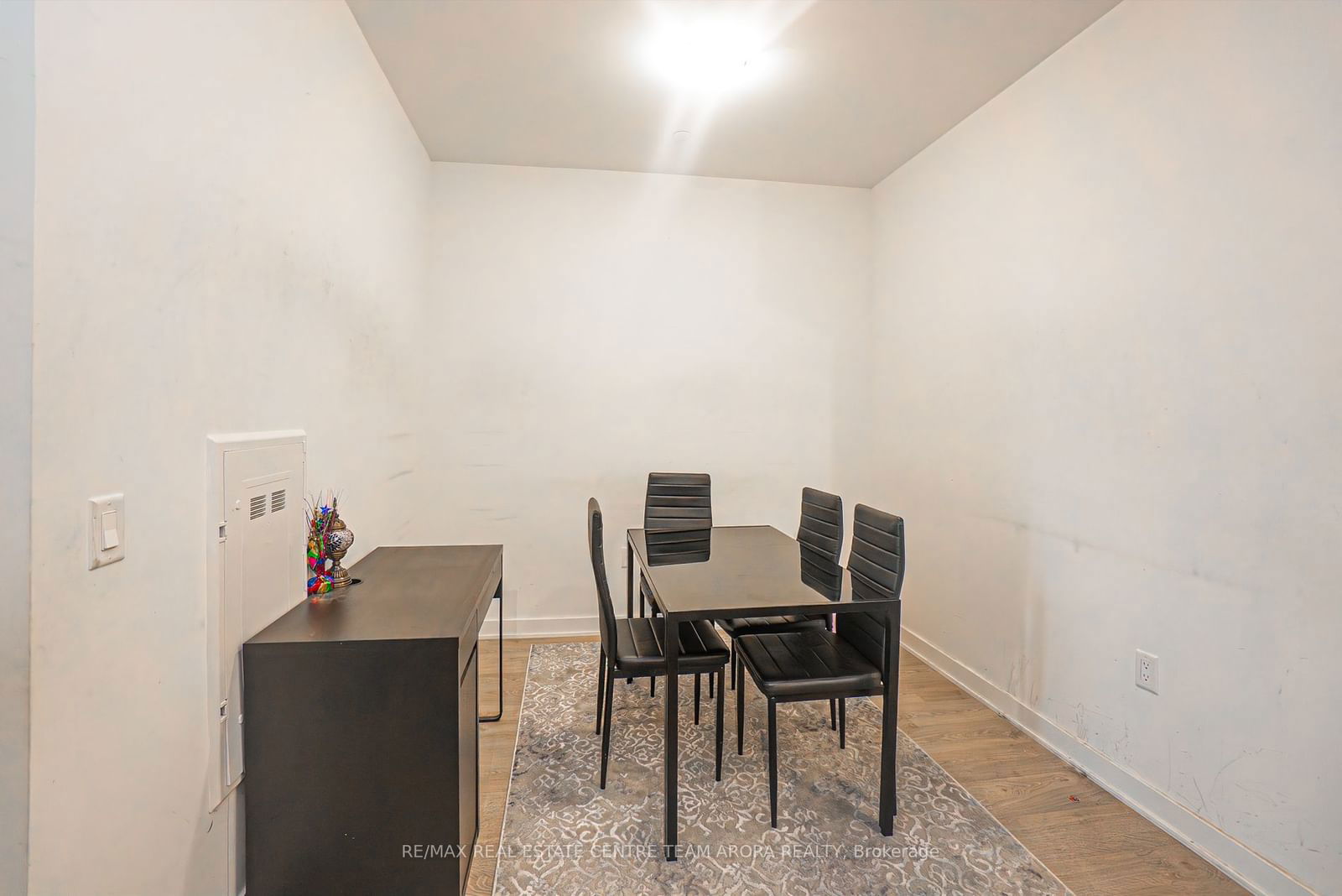 4675 Metcalfe Ave, unit 101 for rent - image #7