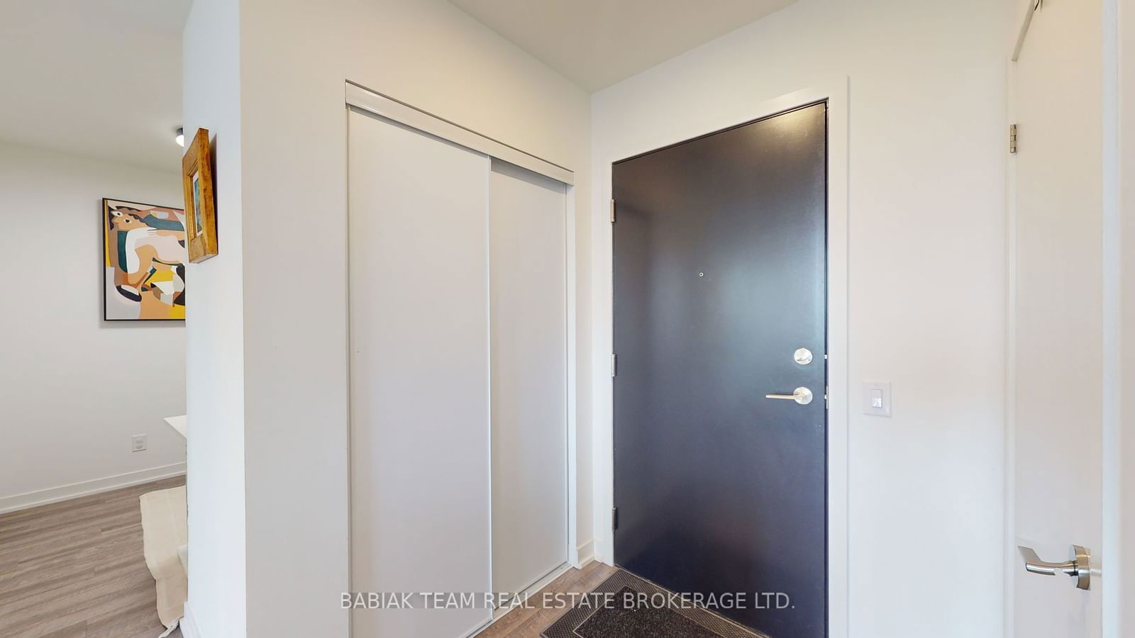 1808 St Clair Ave W, unit 703 for rent - image #3