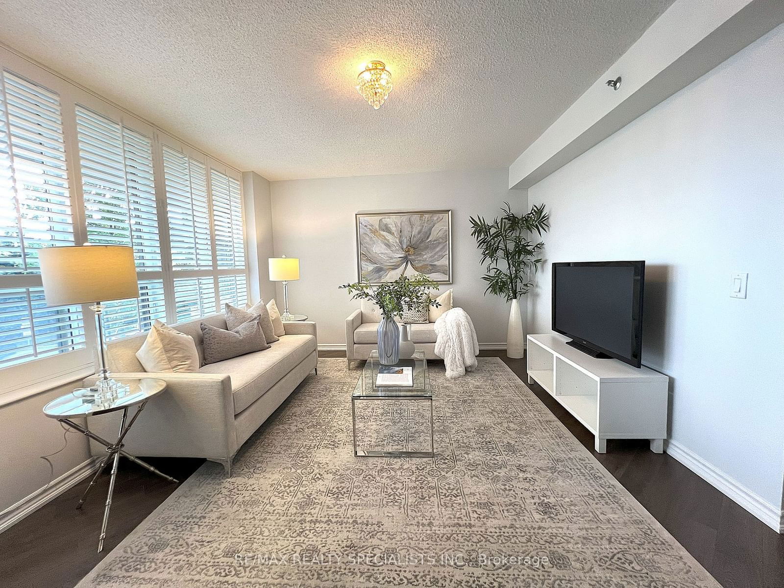 4640 Kimbermount Ave, unit 209 for sale - image #3