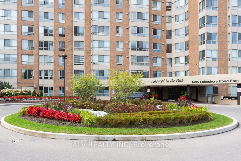 1485 Lakeshore Rd E, unit 911 for sale - image #2