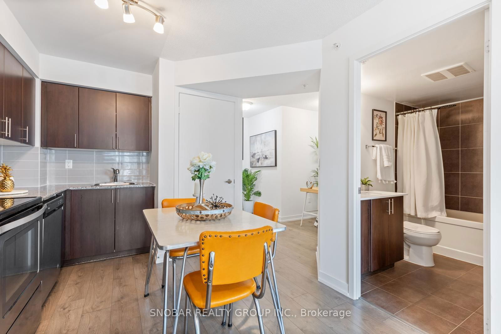 1420 Dupont St, unit 1611 for sale - image #12