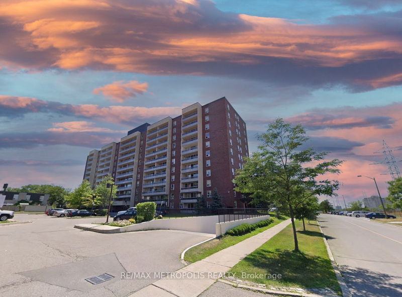 25 Four Winds Dr, unit 304 for rent