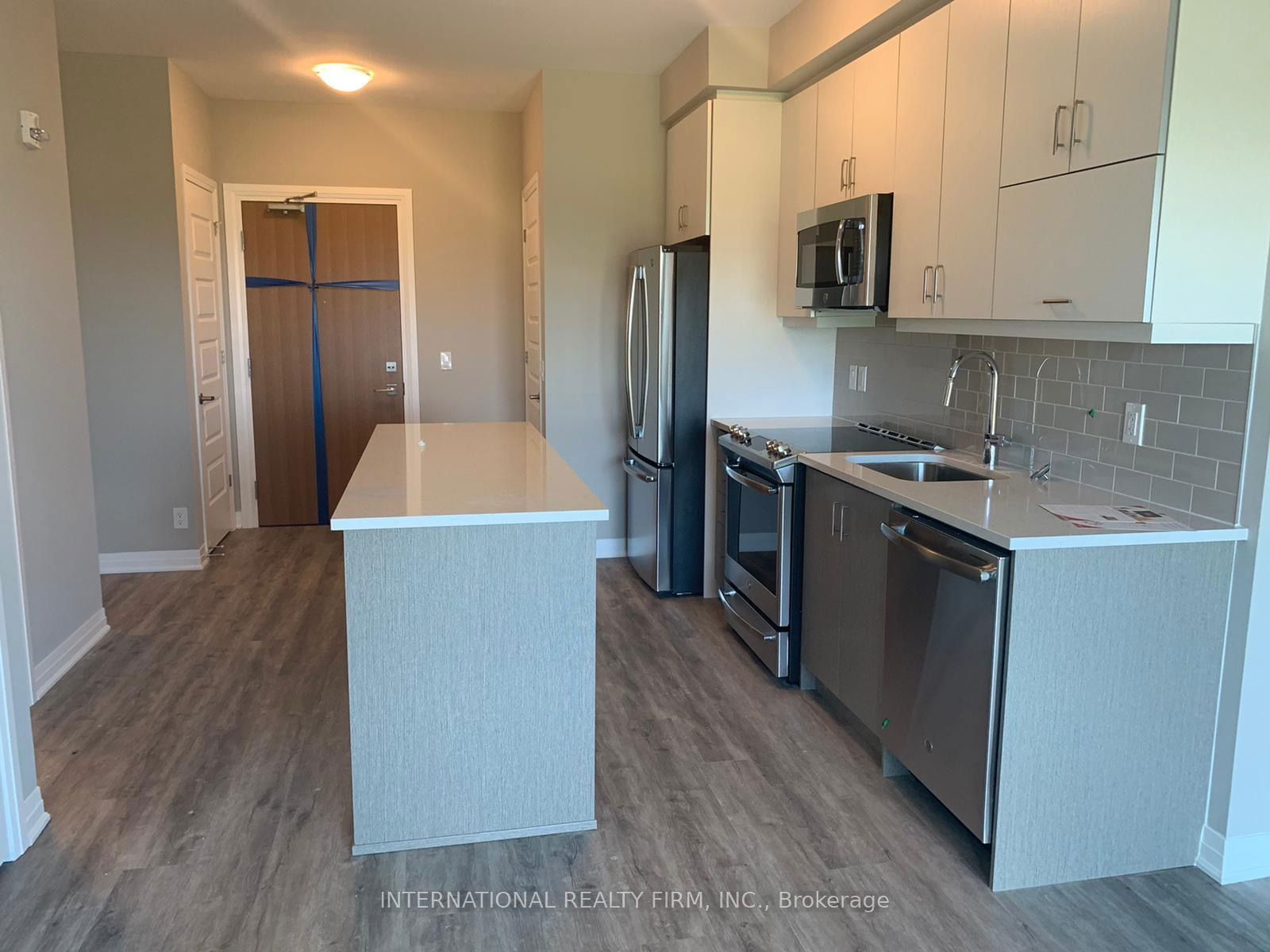 128 Grovewood common, unit 520 for rent - image #3