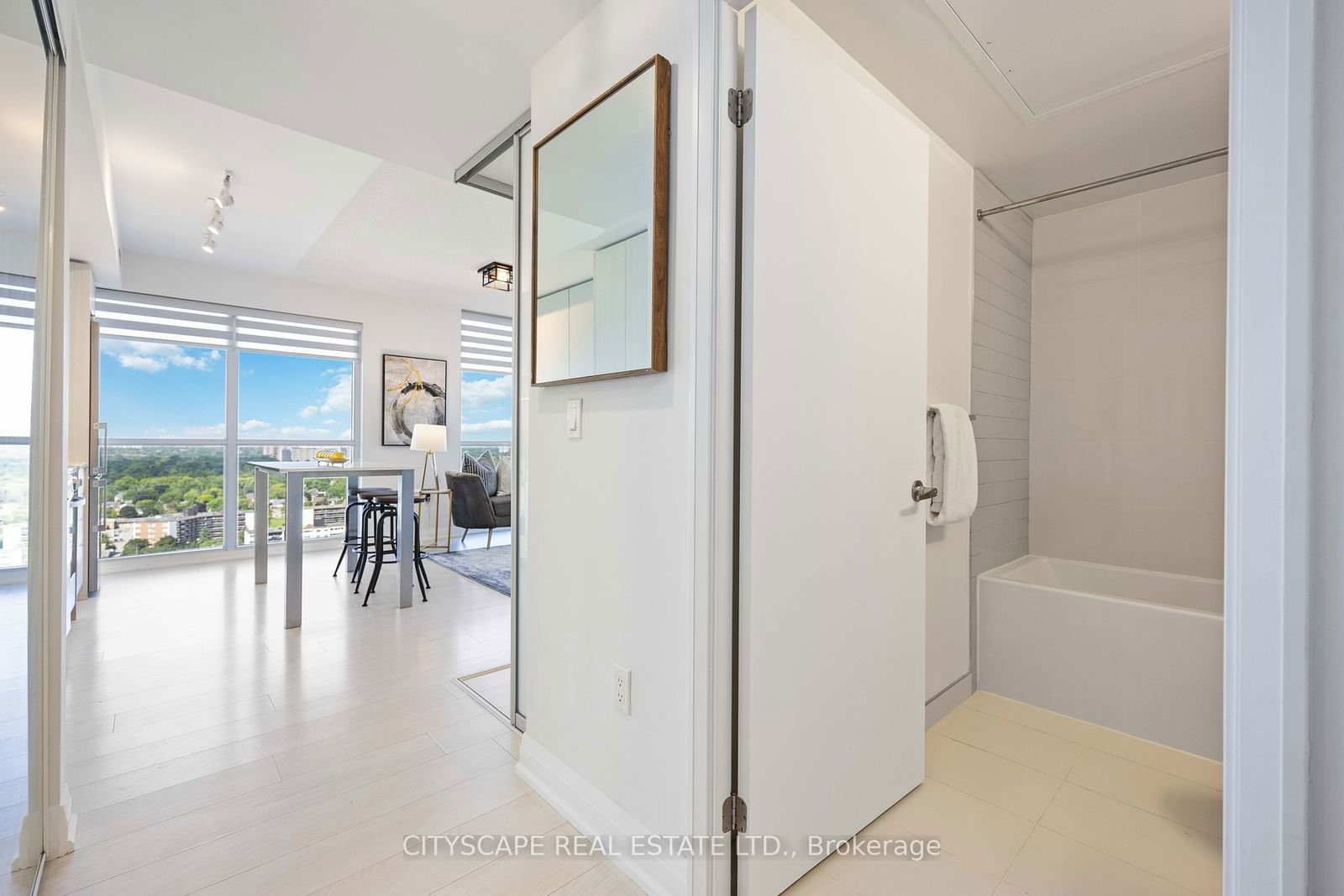 30 Gibbs Rd, unit 2202 for sale - image #10