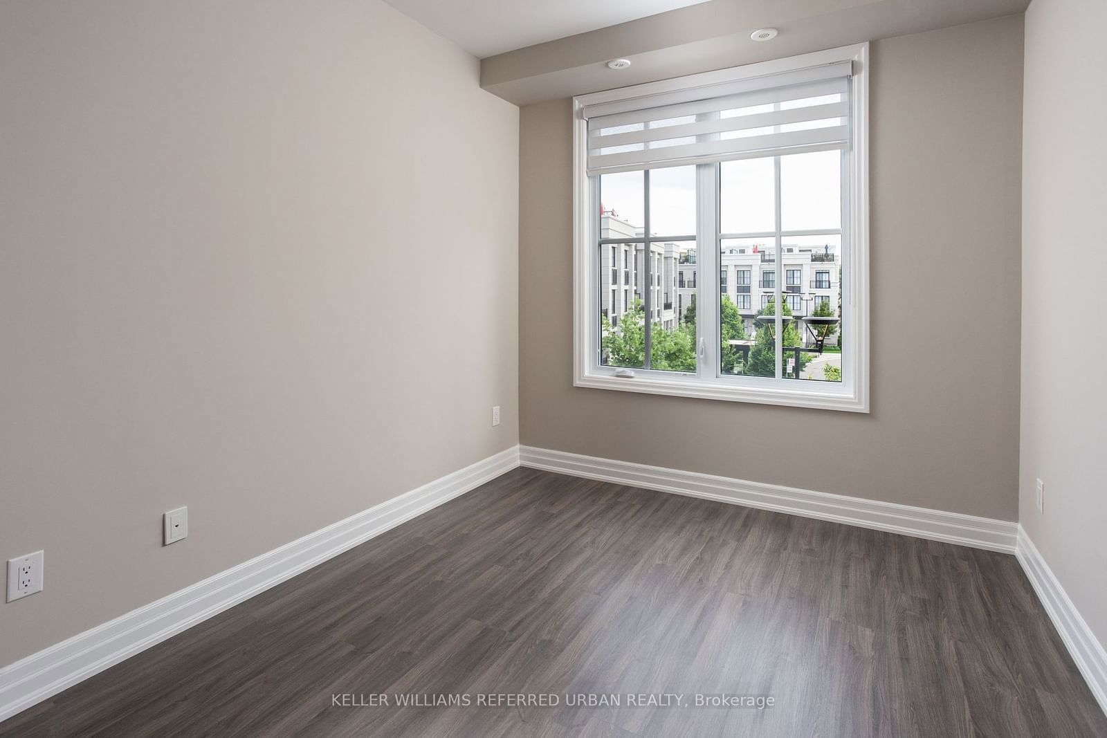 1180 Cawthra Rd, unit 107 for rent - image #10