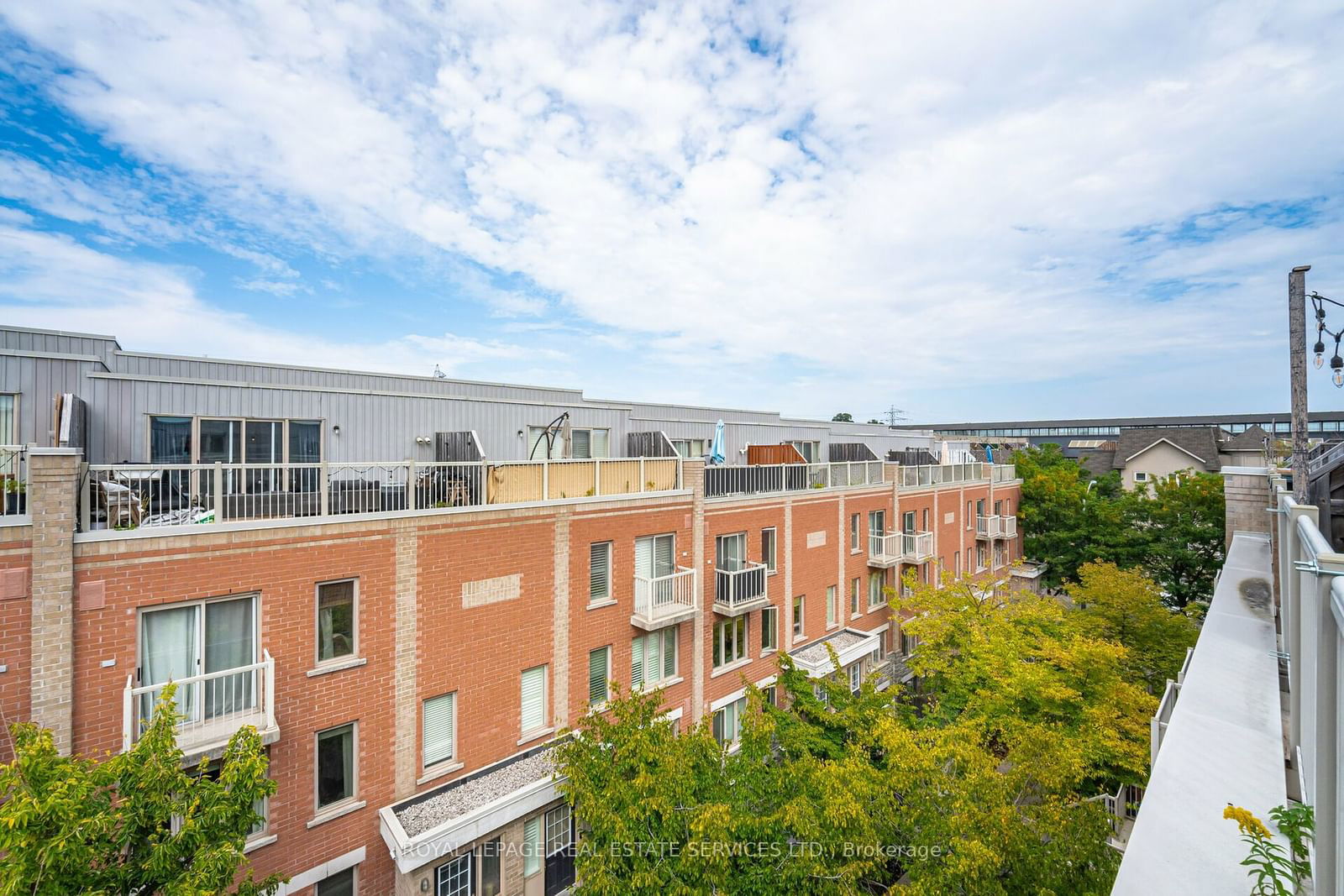 20 Foundry Ave, unit 214 for sale - image #34