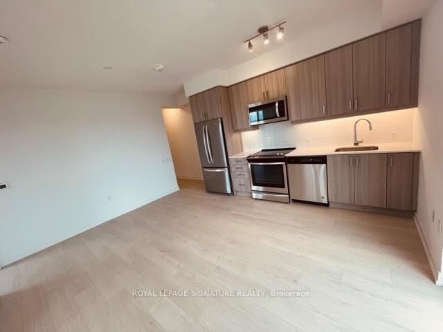 8 Nahani Way, unit 3009 for rent - image #4