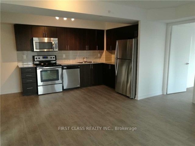 1410 Dupont St, unit 504 for rent - image #4