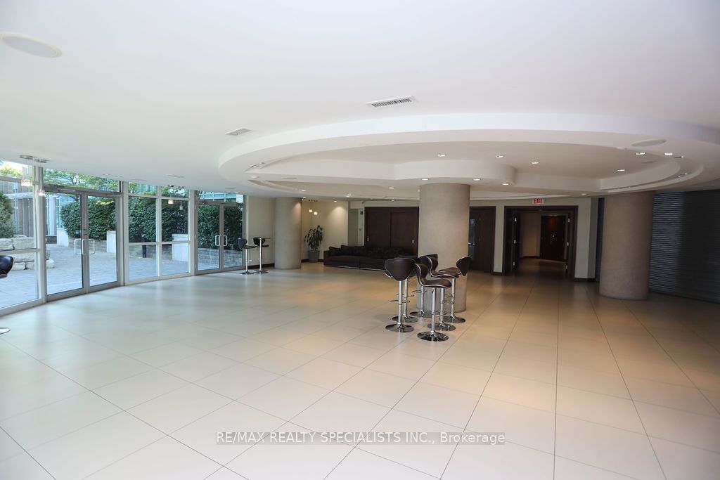 220 Burnhamthorpe Rd, unit 1705 for sale - image #31