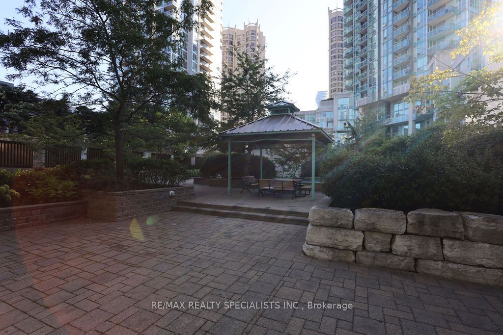 220 Burnhamthorpe Rd, unit 1705 for sale - image #32