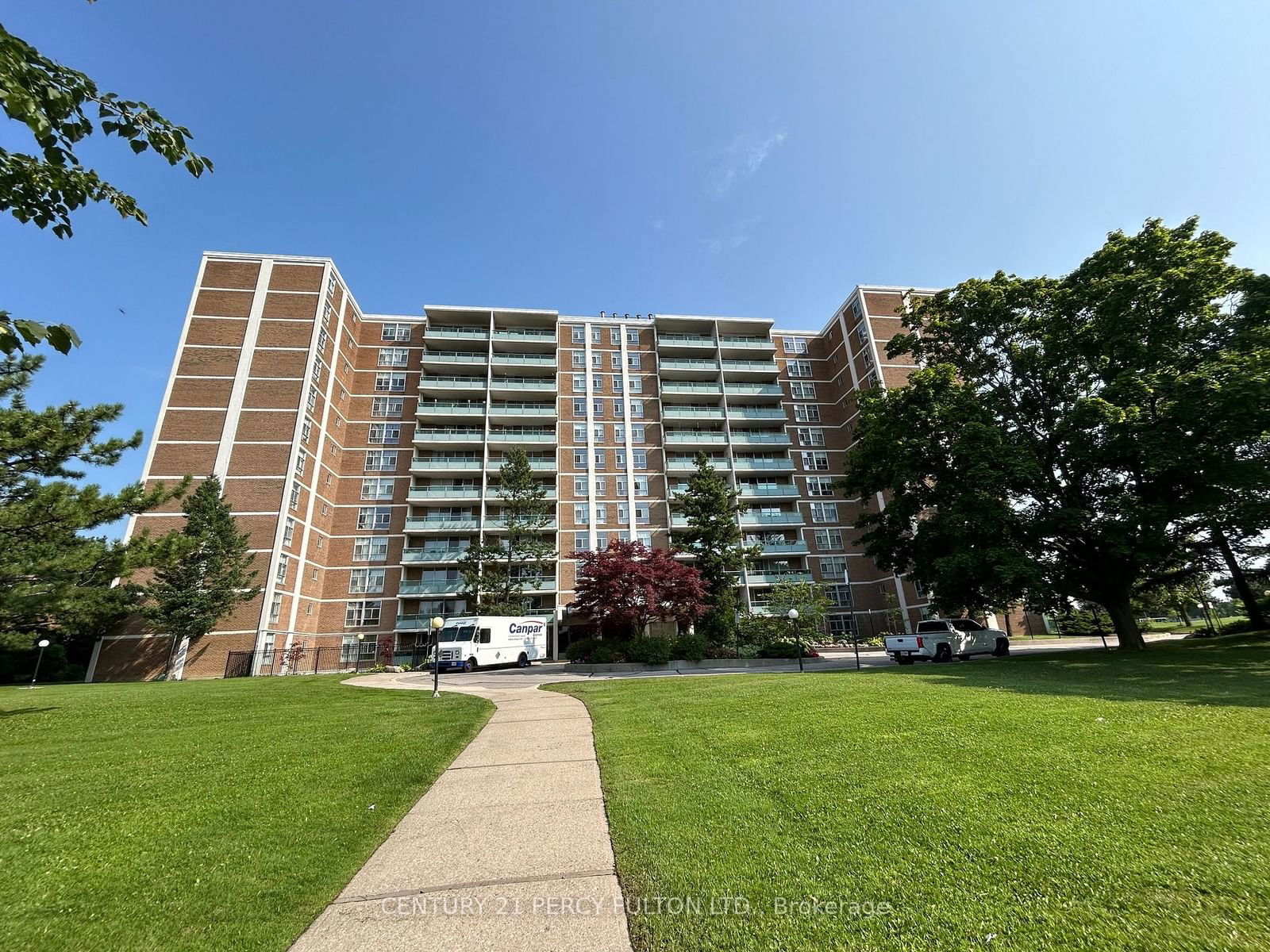 44 Longbourne Dr, unit 902 for sale - image #1