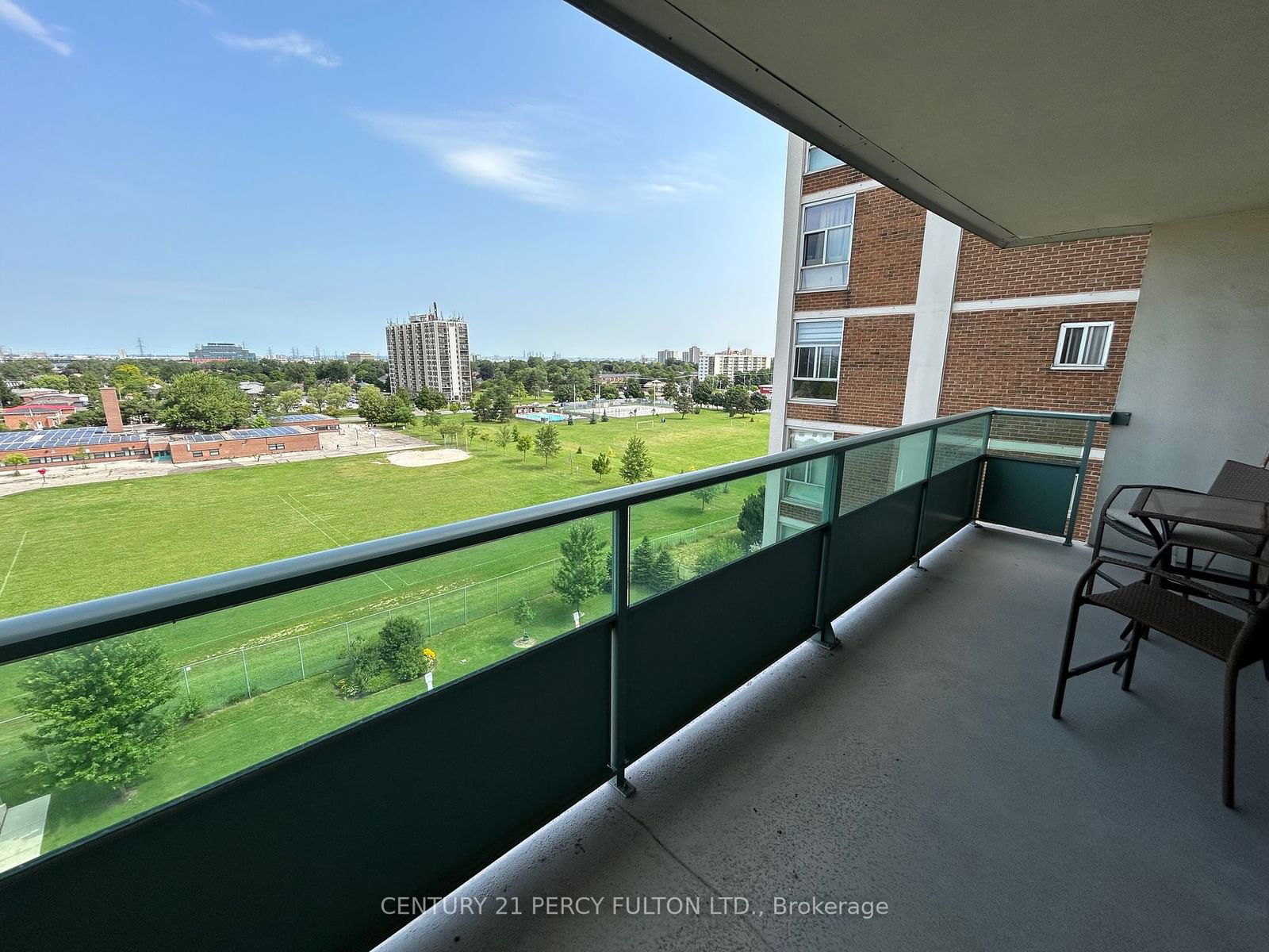 44 Longbourne Dr, unit 902 for sale - image #20