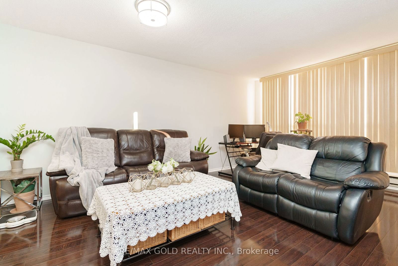 310 Mill St, unit 608 for sale - image #13