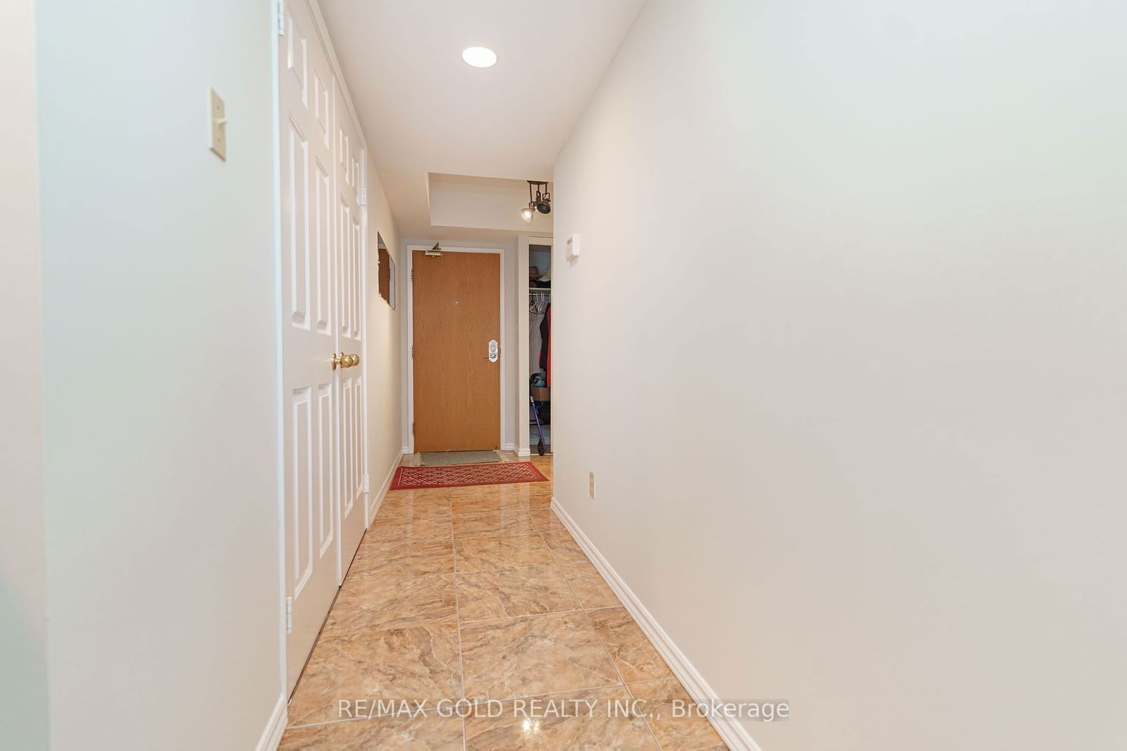 310 Mill St, unit 608 for sale - image #16