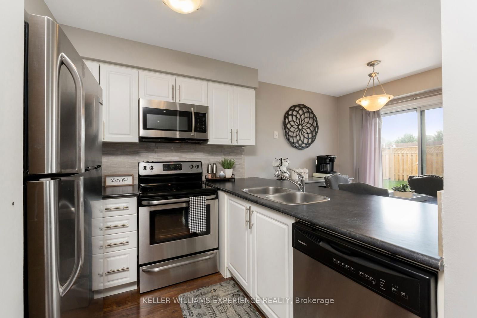 200 Cresthaven Rd, unit 123 for sale - image #8