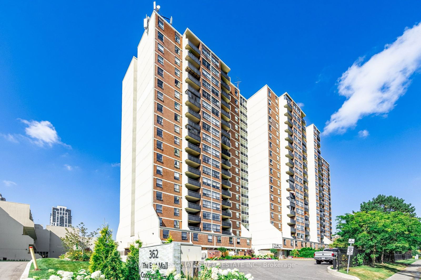 362 The East Mall St, unit 1609 for sale - image #1