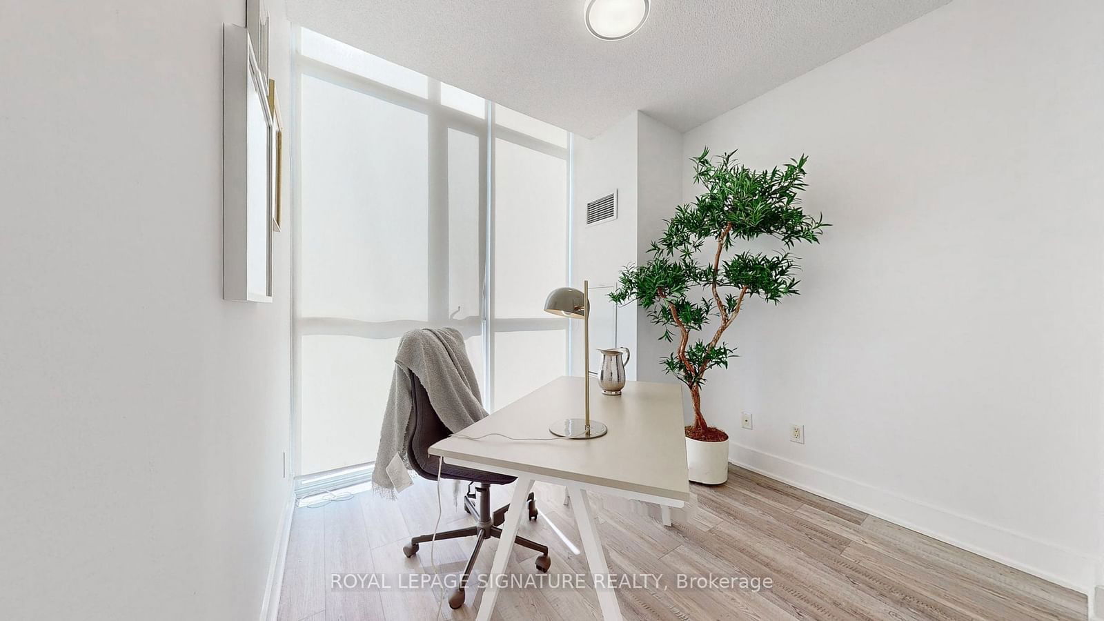 4070 Confederation Pkwy, unit LPH4 for sale - image #19