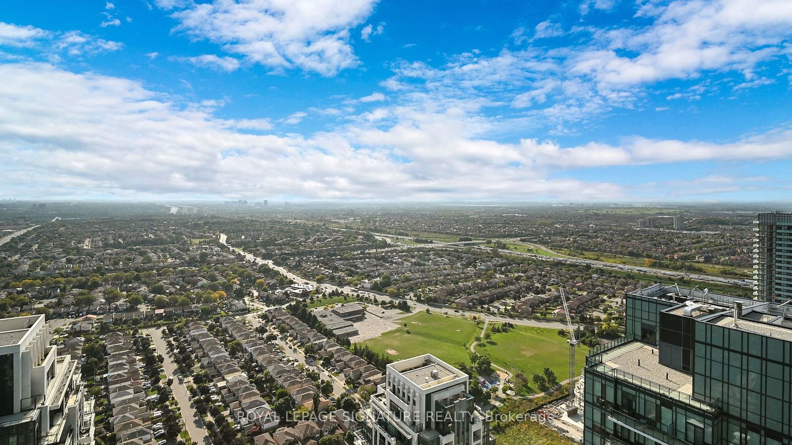 4070 Confederation Pkwy, unit LPH4 for sale - image #32