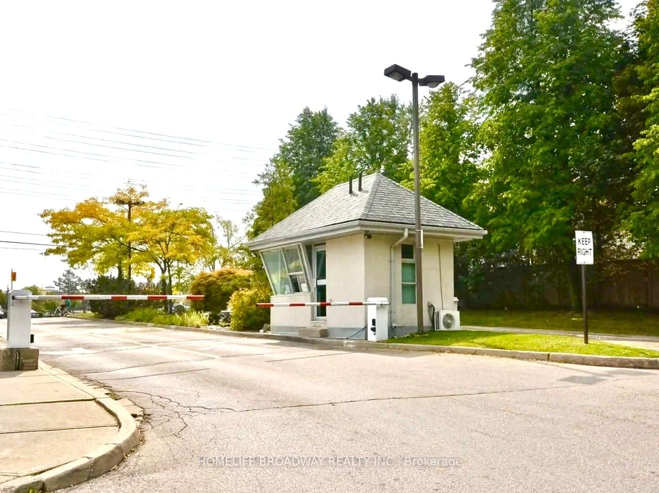 2177 Burnhamthorpe Rd W, unit 1702 for sale - image #7