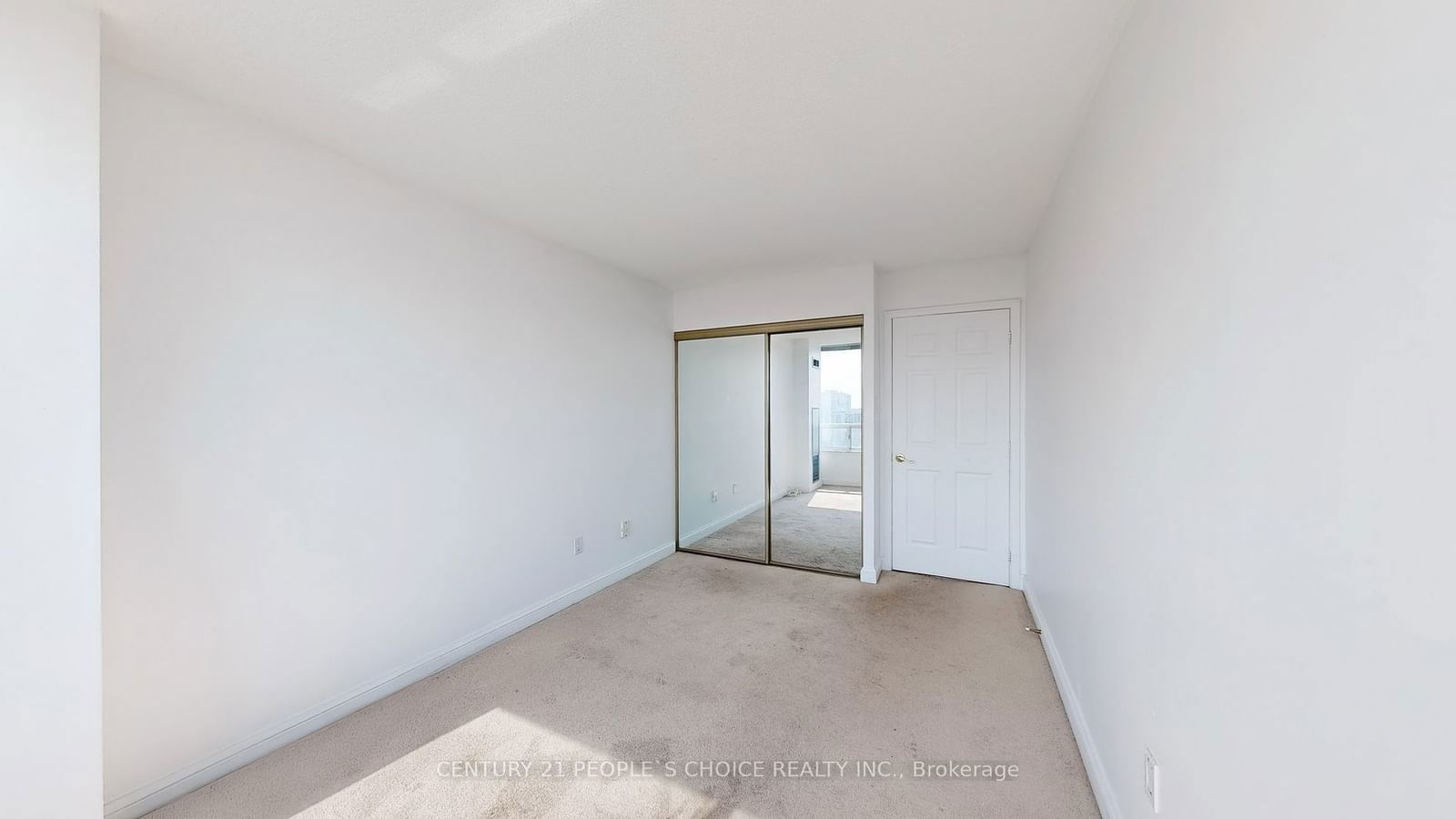 24 Hanover Rd, unit 1910 for sale - image #25