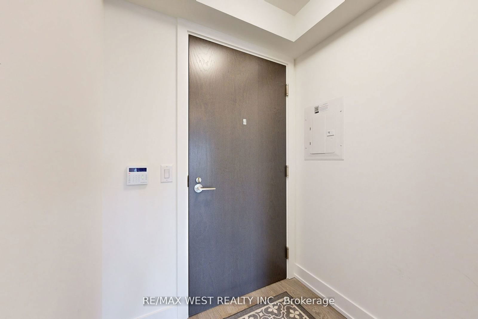 5 Mabelle Ave, unit 1227 for sale - image #4