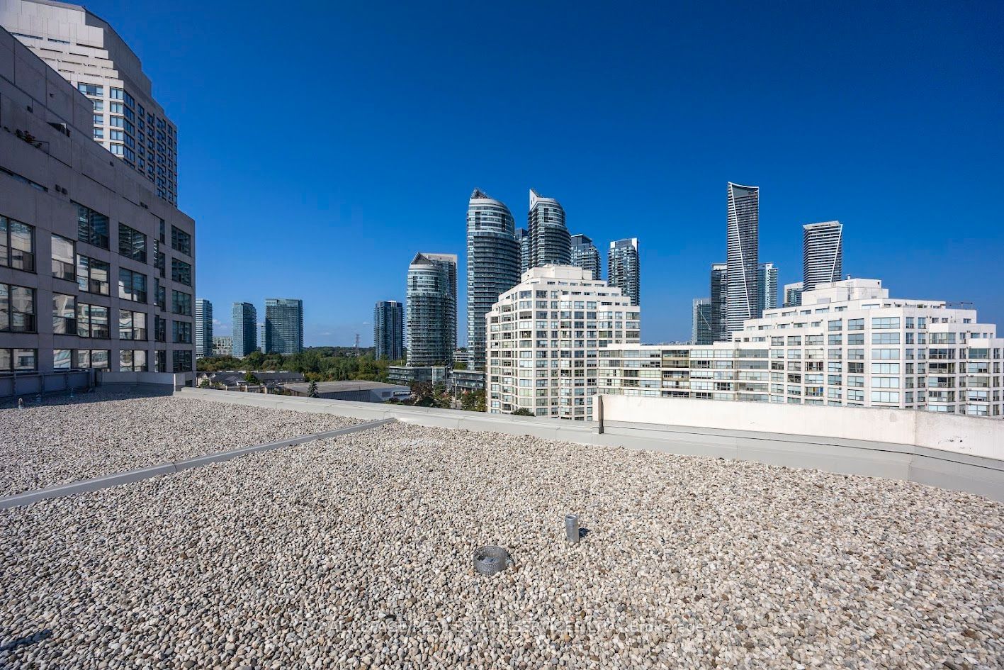 2267 Lake Shore Blvd W, unit 1008 for sale